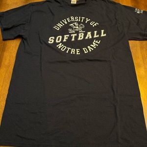 Womens, Notre Dame Softball, medium Gildan t-shirt